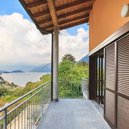 Borgo Castello 2* Argegno